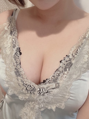 ゆり(22)