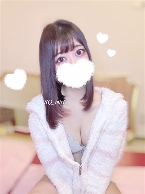 池袋のメンズエステ・メンズアロマのお店「SWEET QUEEN-スイートクイーン-」の在籍メンズエステセラピスト｜東京アロマエステ案内所