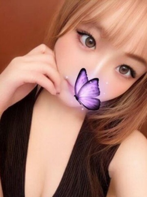 水川しおん