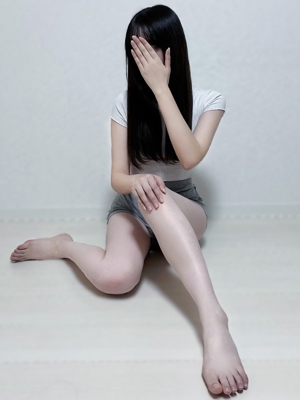 鳴海　ゆいな