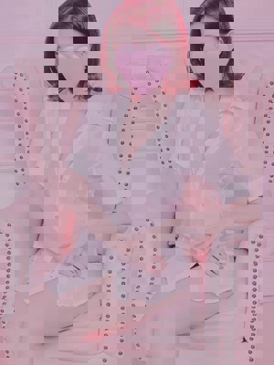 みな