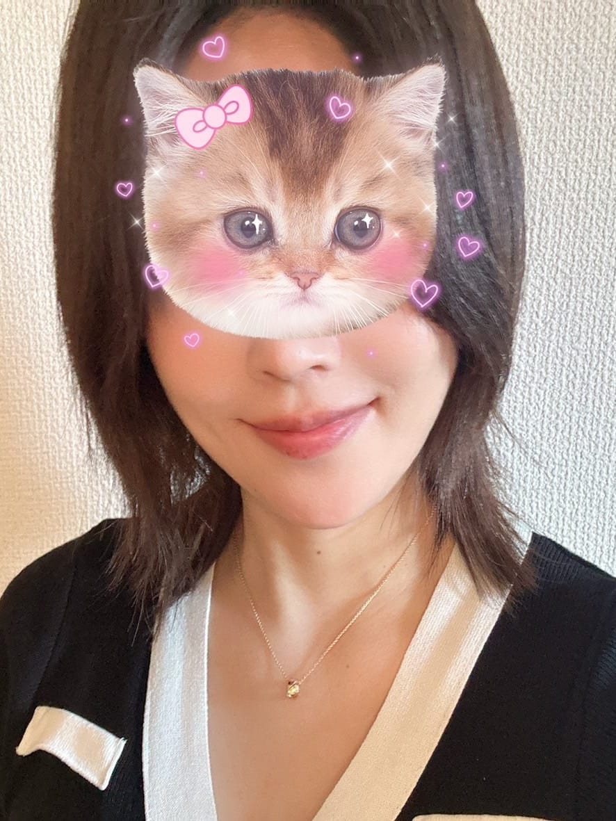 博多駅メンズエステのセラピスト 博多駅のメンズエステ・メンズアロマのお店「人妻エステ 美魔女」の在籍メンズエステセラピスト|福岡アロマエステ案内所