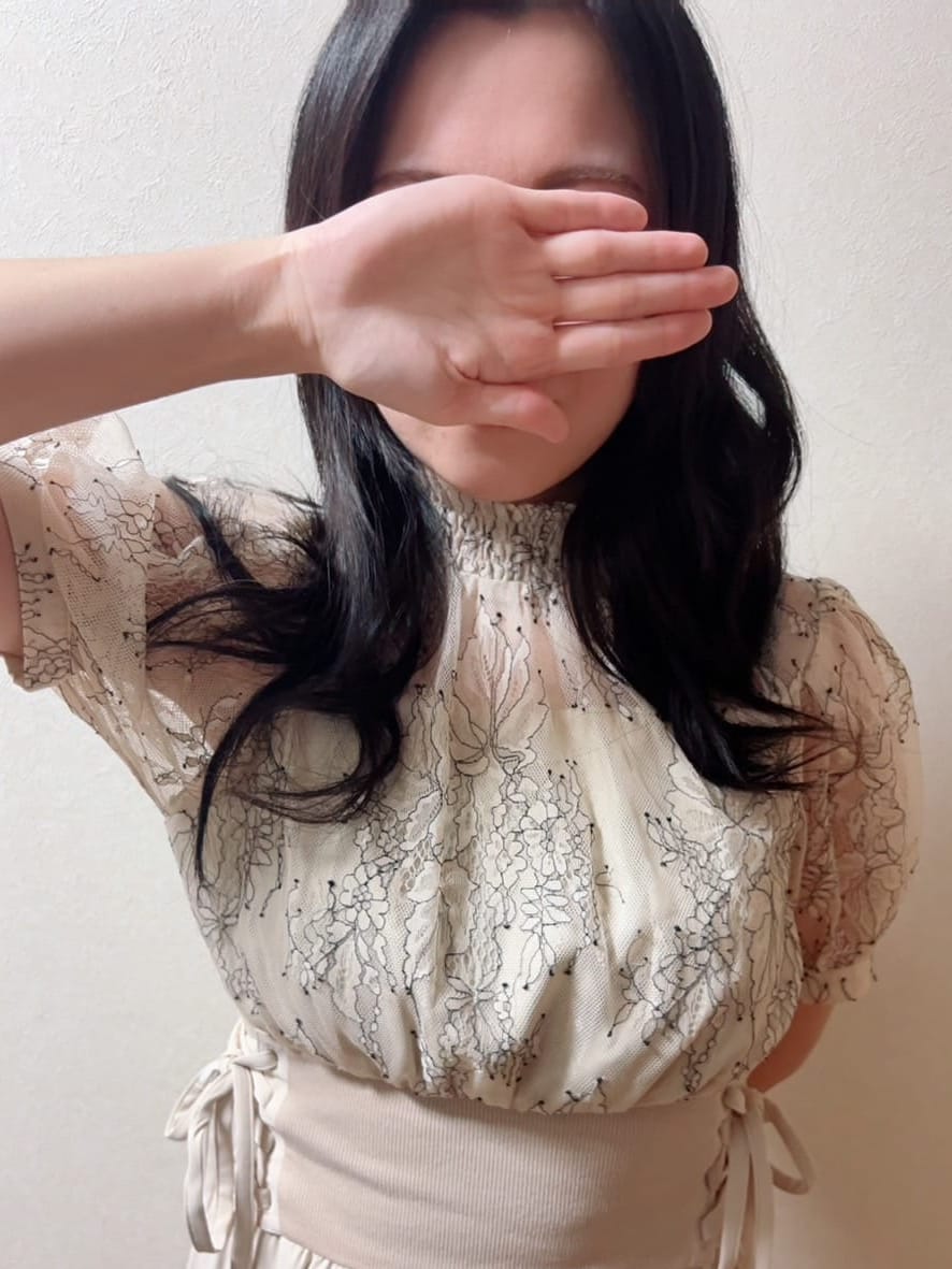 博多駅メンズエステのセラピスト 博多駅のメンズエステ・メンズアロマのお店「人妻エステ 美魔女」の在籍メンズエステセラピスト|福岡アロマエステ案内所