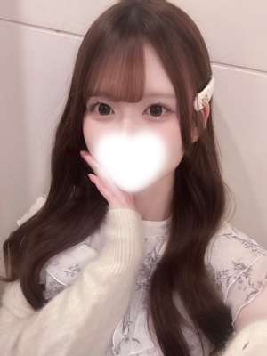 春瀬ましろ